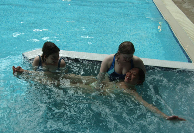 going swimming in dundee